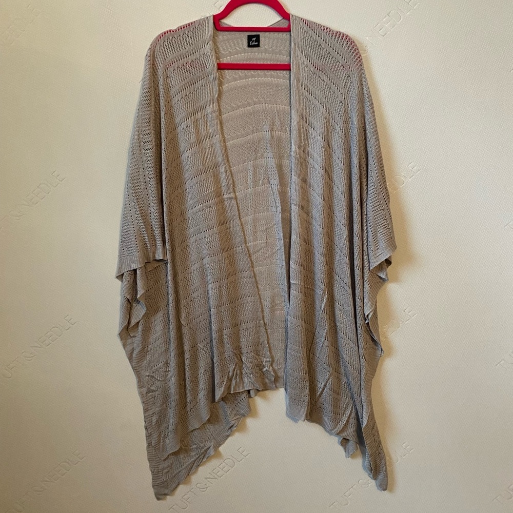 Beautiful light gray knit cardigan